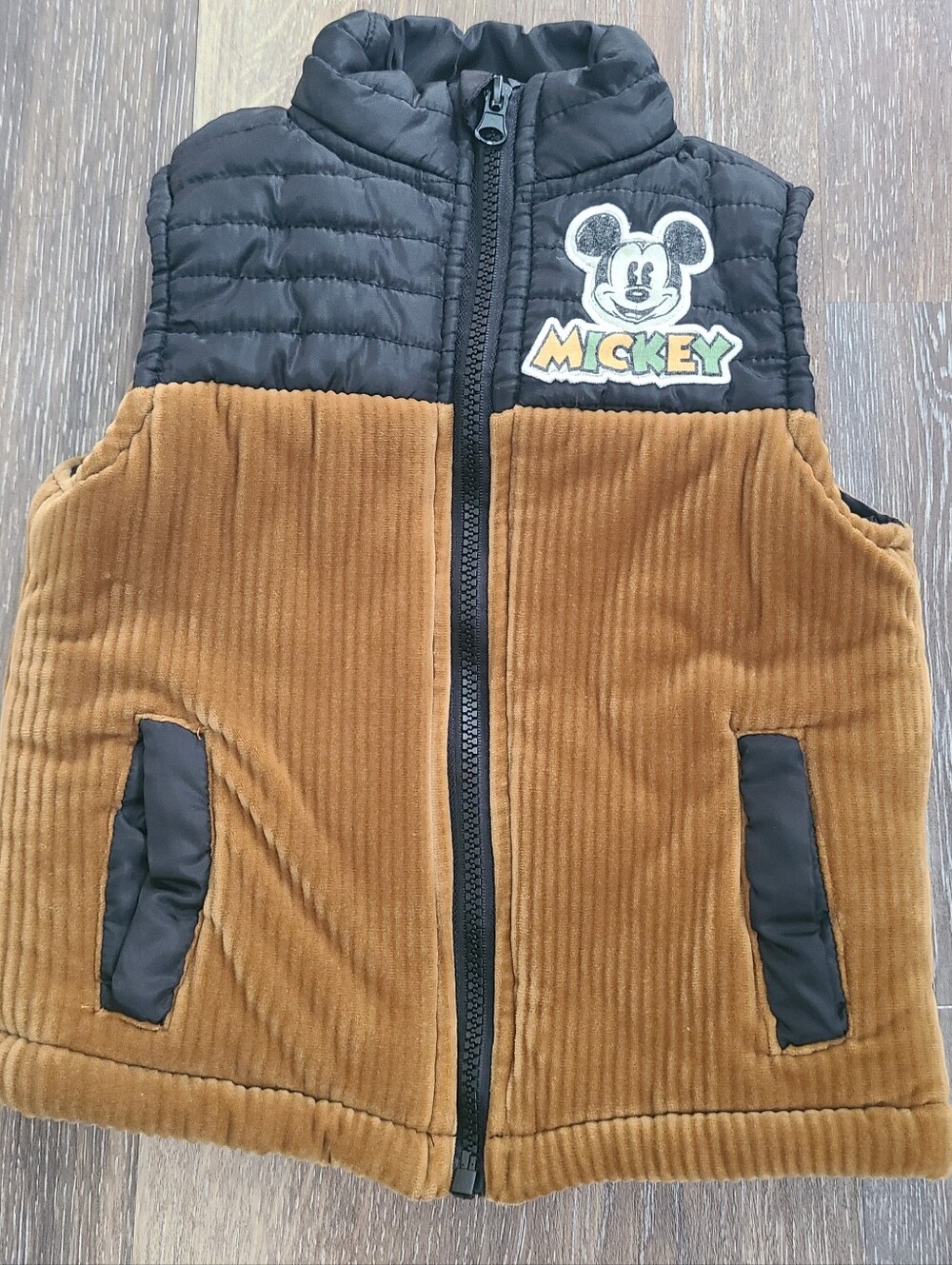 Disney Mickey Mouse Puffer Vest Boys Size 3T